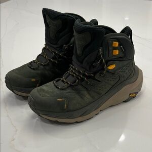 Hoka KAHA 2 GTX Men’s Hiking Boots, size 9D